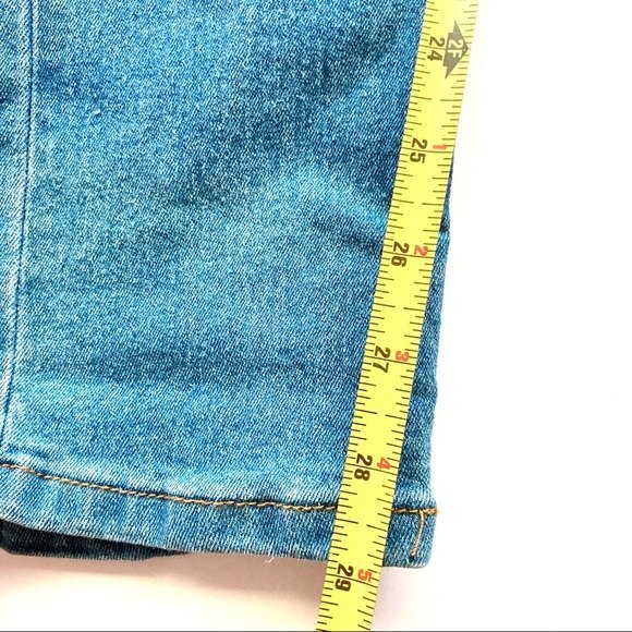 NWT High Waisted Distressed Cut Out Jeans Size 15/16 - Picture 7 of 7